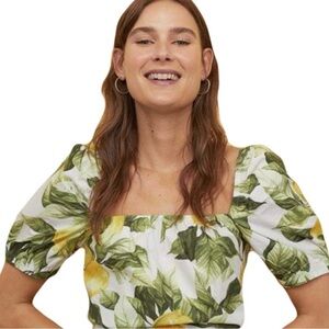 H&M Green and Yellow Leaf and Lemon Print Crop Top
